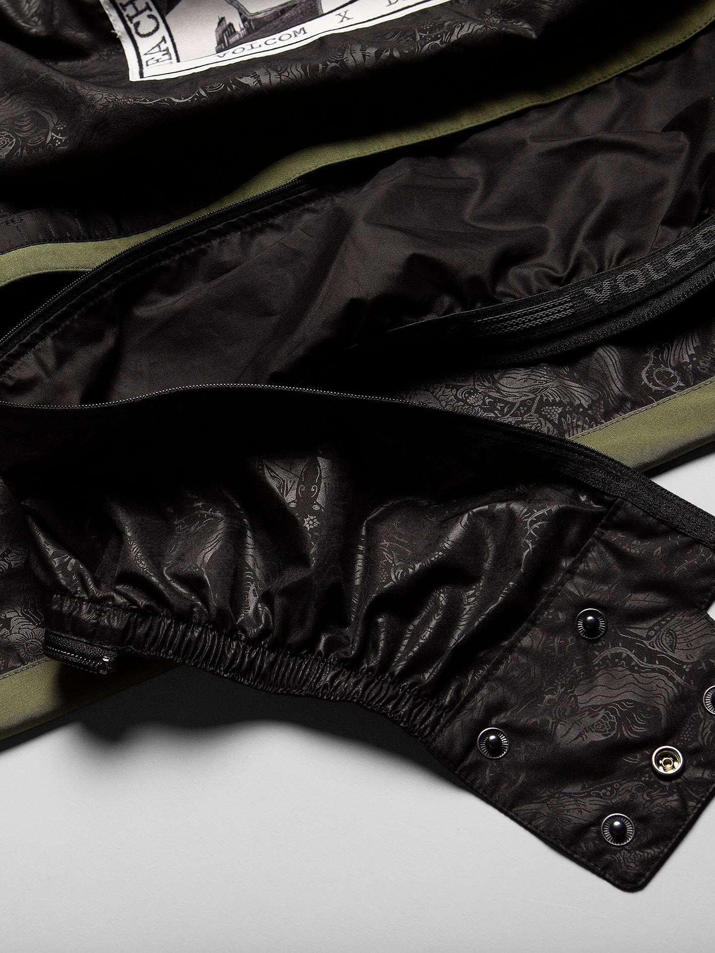 Melancon Gore Tex Jacket MILITARY Women Volcom UK